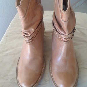 Tan Leather Short Boots - 8 by Steve Madden